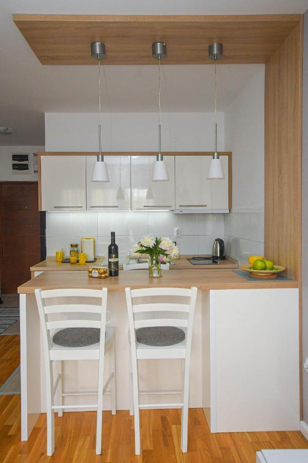 Apartment Plaza Кладово Экстерьер фото